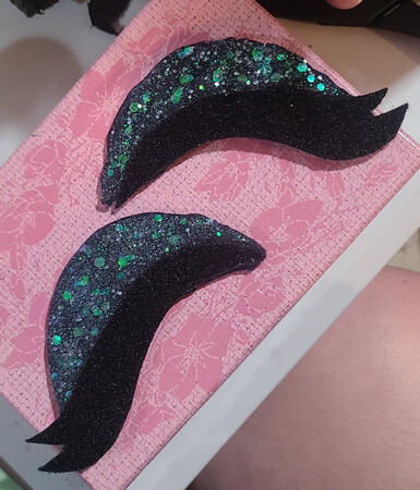 Glitter Eyelids Glitter Eyelids